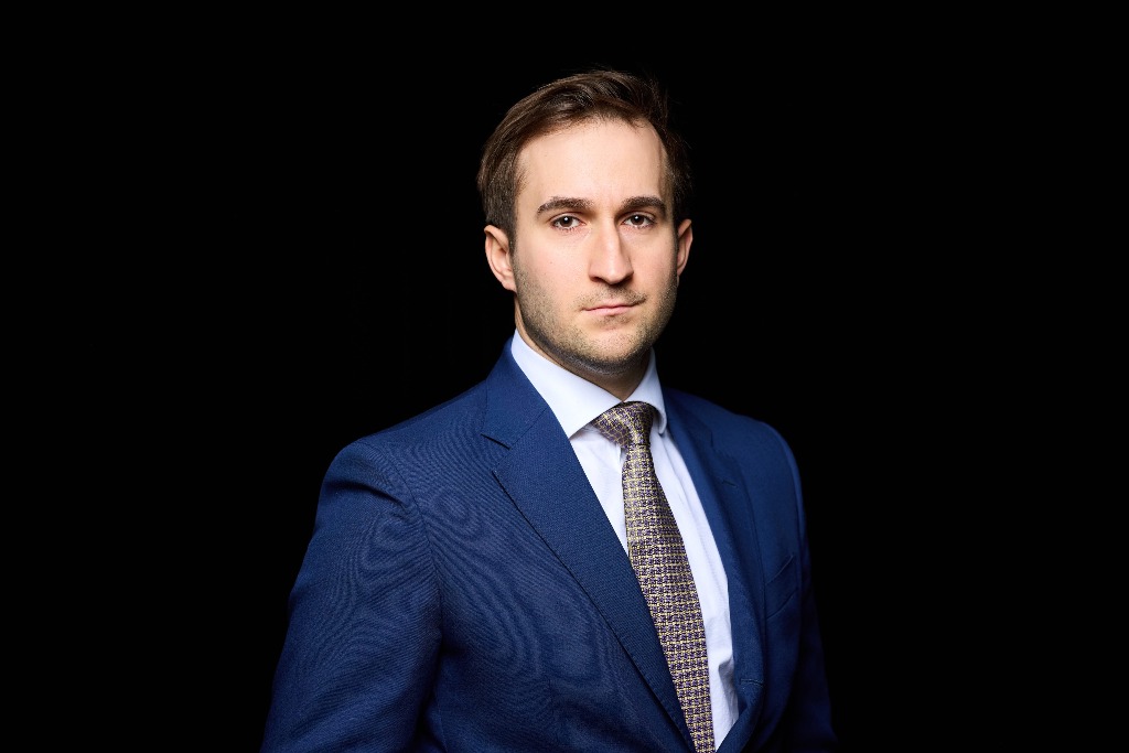 Matteo DE LA MOTTE, avocat fondateur de DE LA MOTTE AVOCATS à Neuilly-sur-Seine